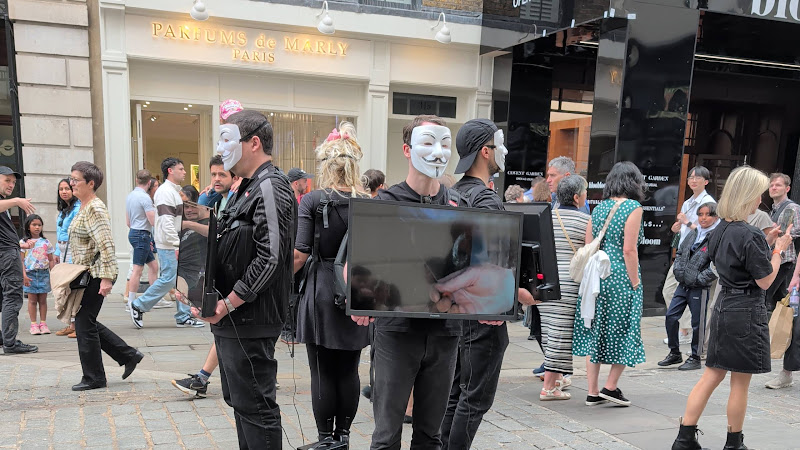 Public Passing the Cube of Truth